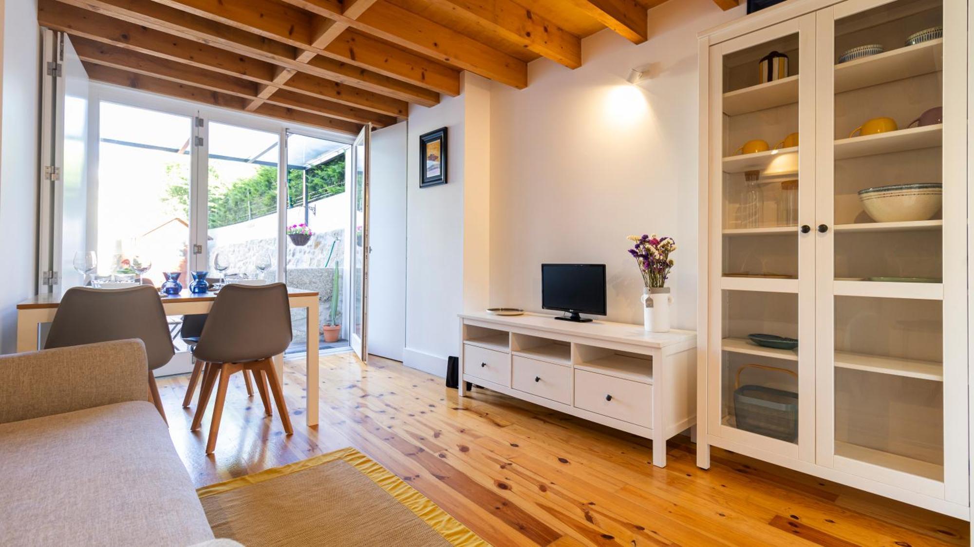 פורטו City Center Duplex W Patio By Lovelystay מראה חיצוני תמונה